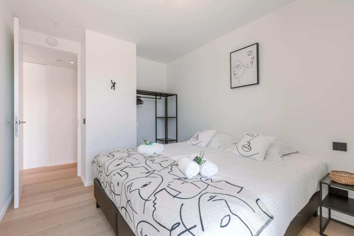 Huswell - Beautiful & Ultramodern Apartment In Oostduinkerke Koksijde Bagian luar foto